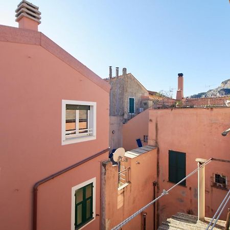 Casa Cici A 50 Mt Dal Mare Apartment Finale Ligure Exterior photo